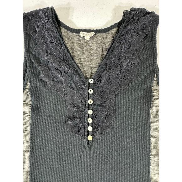 Pol Sleeveless Top Size Large Black Tan Multi Media Lace Waffle Knit Grunge Goth - Picture 4 of 10